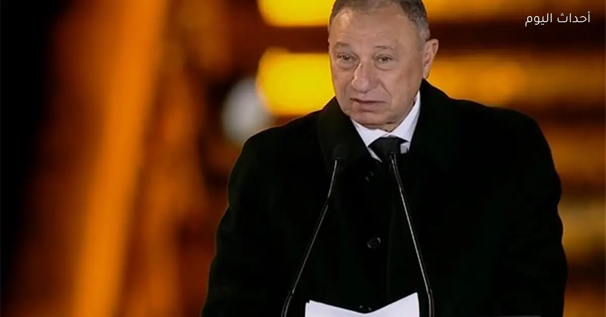 الخطيب يتابع حالة جماهير الأهلي المحتجزين ويطلب الدعم من المستشارين