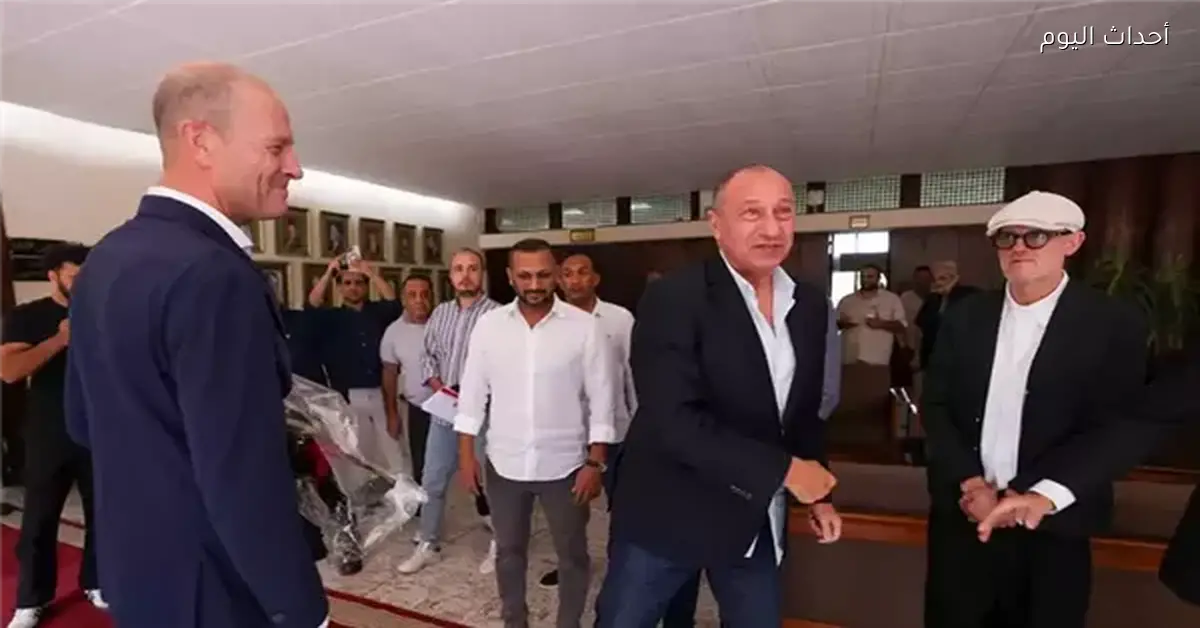 الخطيب يجتمع مع توروب وسيد عبدالحفيظ لتحديد مستقبل الفريق