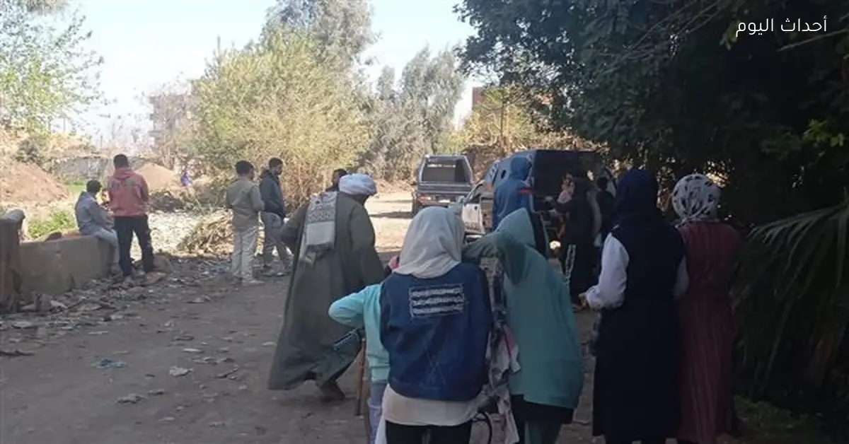 العثور على جثة رضيع مجهول الهوية على الطريق السريع في قنا