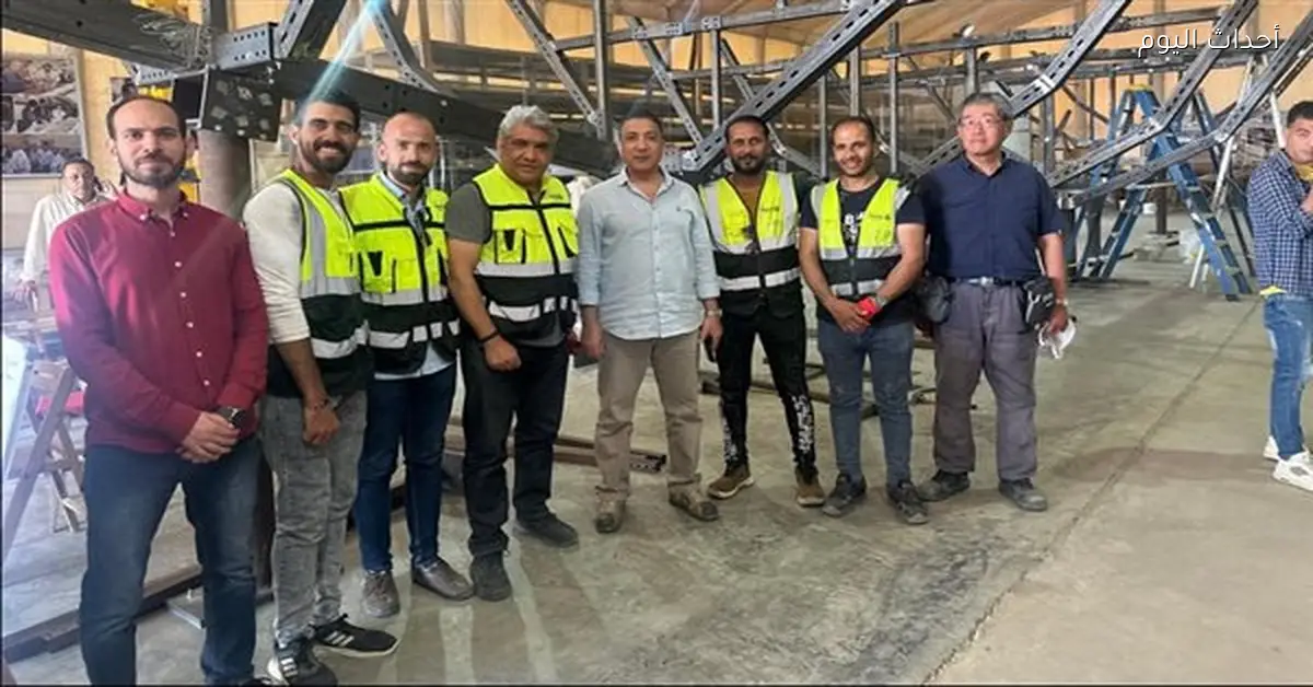 اللواء عاطف مفتاح يصمم الهيكل المعدني لمركب خوفو الثاني