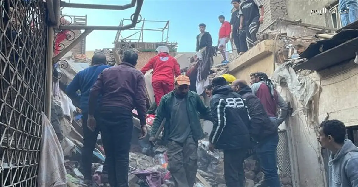 الهلال الأحمر يساند جهود انتشال ضحايا عقار إمبابة