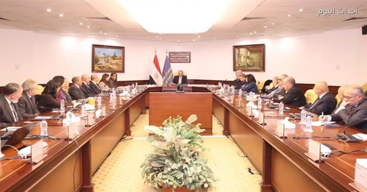 تحديث البرامج التدريبية لتلبية احتياجات سوق العمل