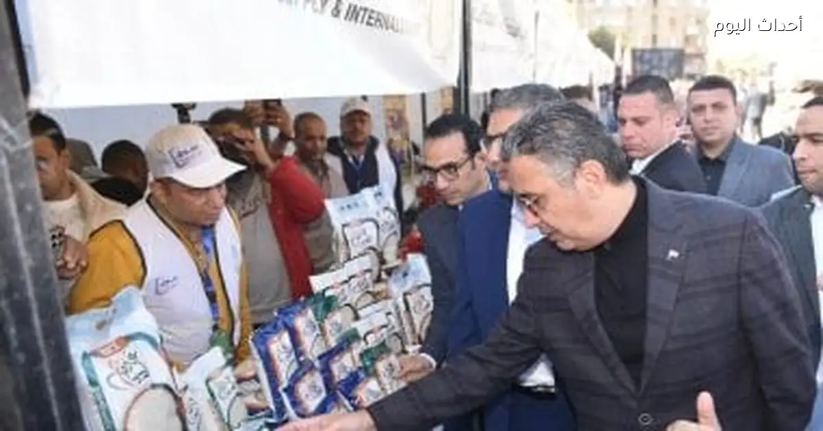 تخفيضات 30% على السلع في سوق اليوم الواحد بحسب وزير التموين