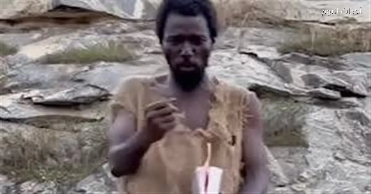 تطورات جديدة في قضية مدعي النبوة الغاني تشمل سيارة فارهة وحريق في السفينة