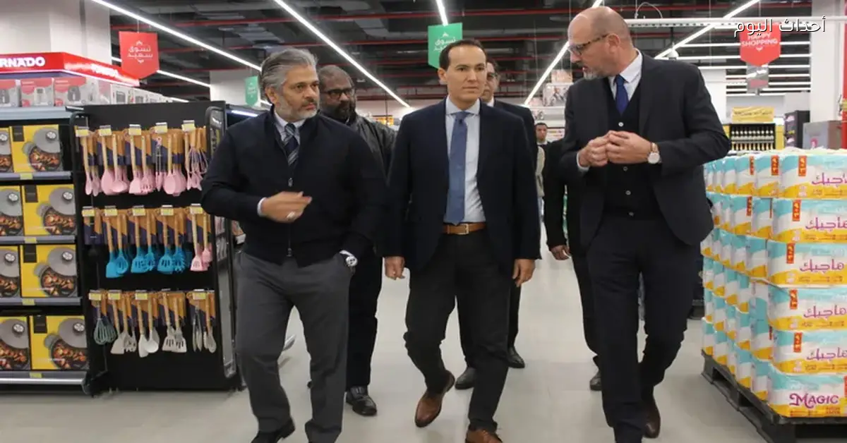 رئيس تنمية التجارة الداخلية يزور مجمع لولو ماركت بالقاهرة الجديدة قبل الافتتاح التجريبي