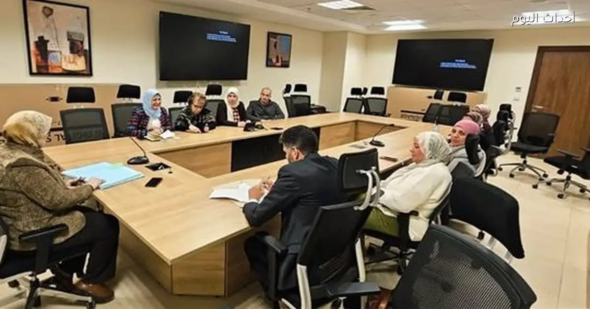 رئيسة قطاع التعليم تتابع امتحانات المواد العملية ونسب الحضور في المدارس مع مستشاري المواد