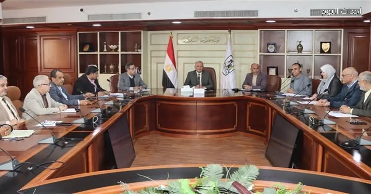 سكرتير عام بني سويف يؤكد ضرورة تيسير تنفيذ المشروعات الاستثمارية