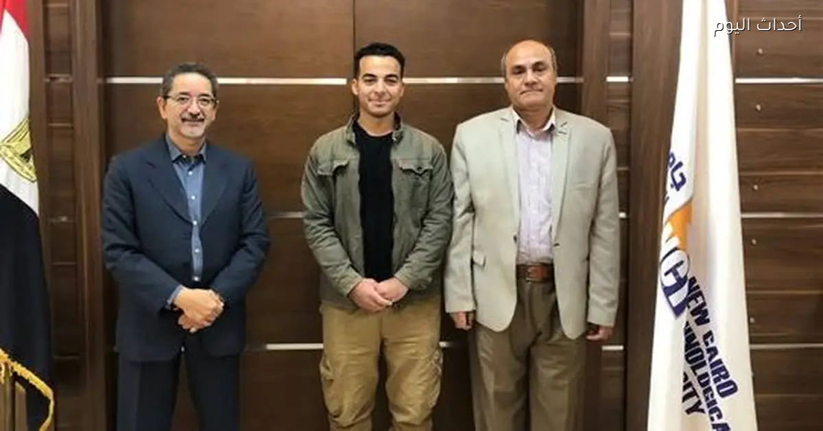 طالب من القاهرة الجديدة ينشر بحث عن علاج مشاكل المشي بسبب الشلل الدماغي في مجلة أمريكية