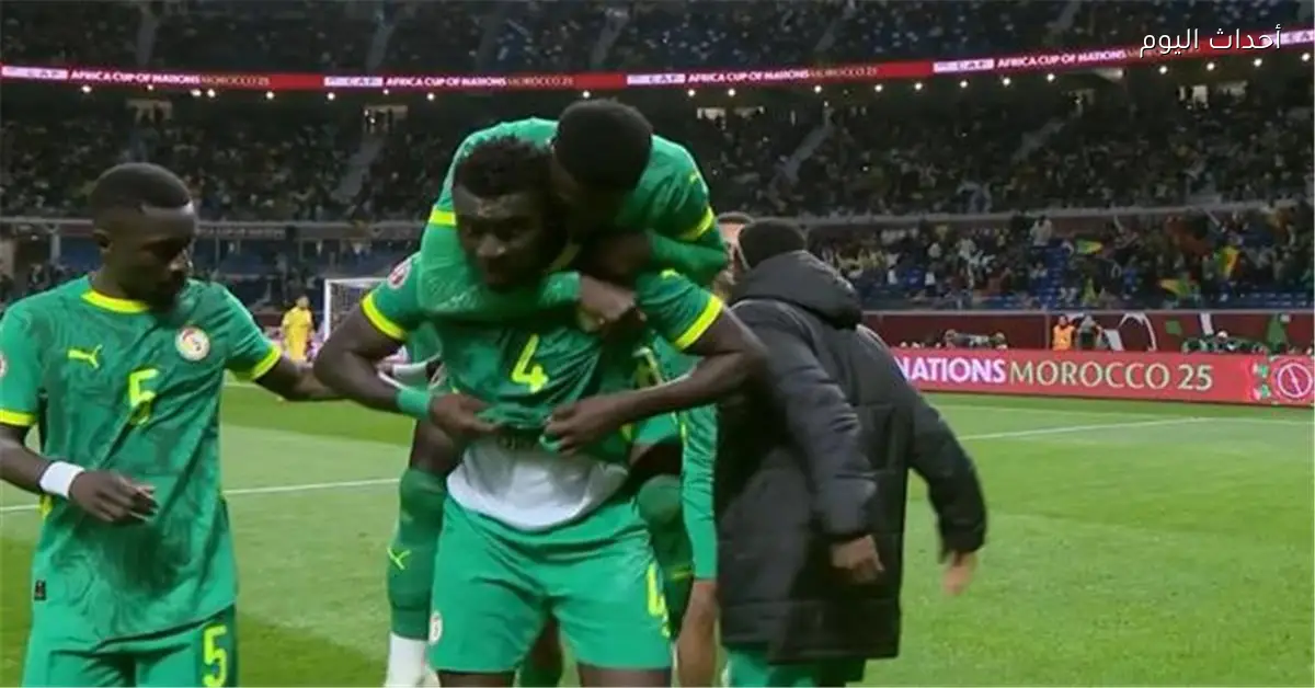 عبد الله سيك يسجل هدف السنغال الأول في شباك بنين