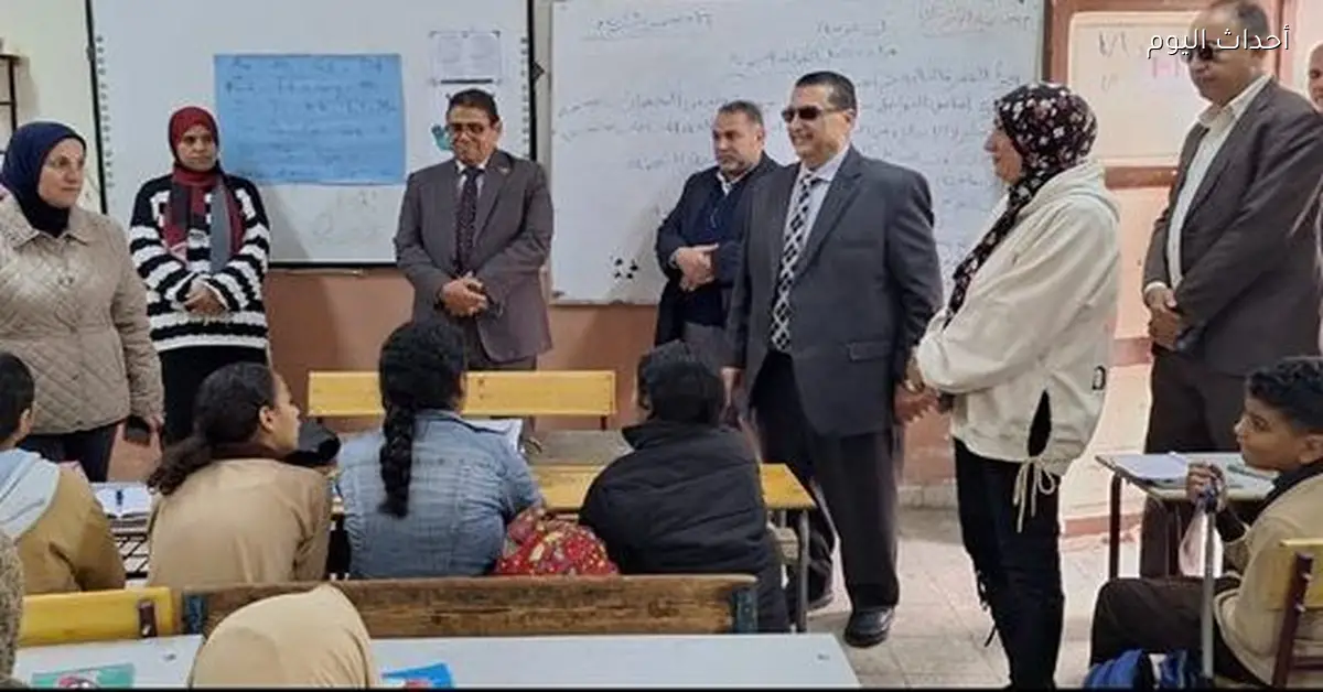 مدير تعليم القاهرة يتفقد مدارس الزاوية للوقوف على سير العملية التعليمية
