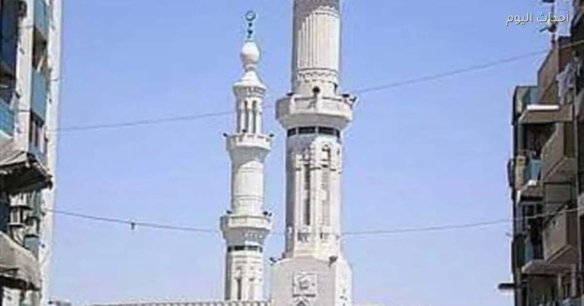 مواعيد الصلاة في قنا اليوم الاثنين 15 ديسمبر 2025