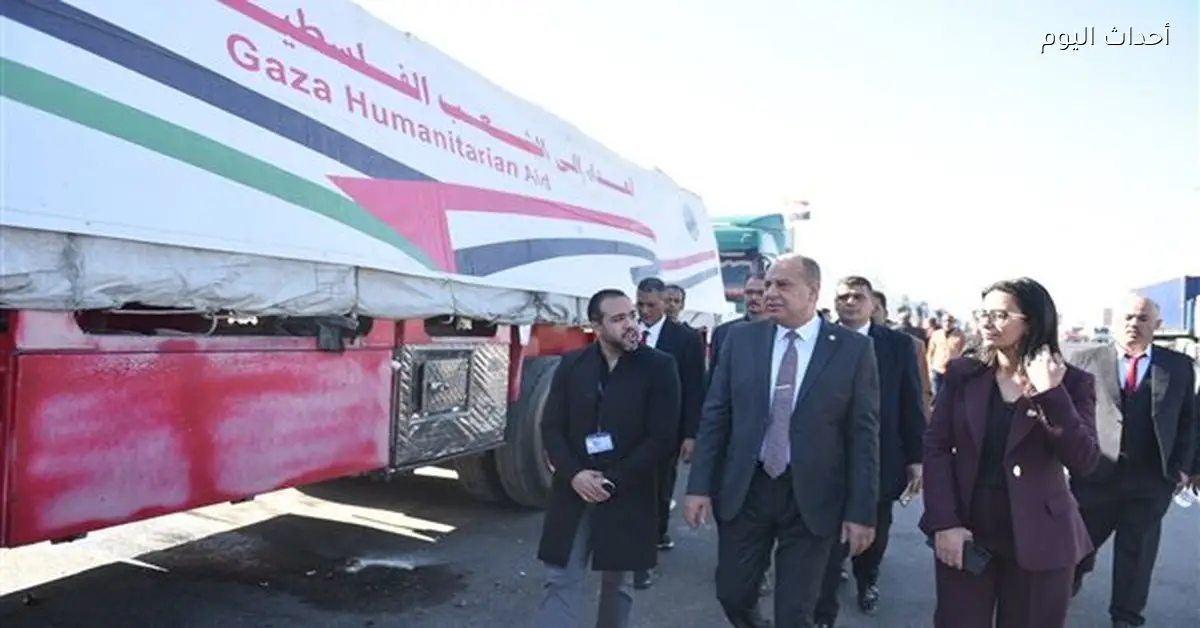 وزارة التموين تطلق القافلة الخامسة عشرة للمساعدات إلى غزة