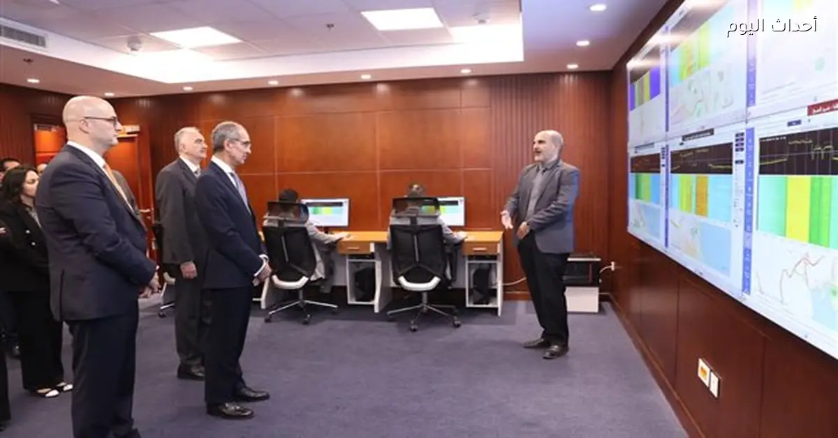 وزير الاتصالات يفتتح مركز مراقبة الطيف الترددي بالجيزة