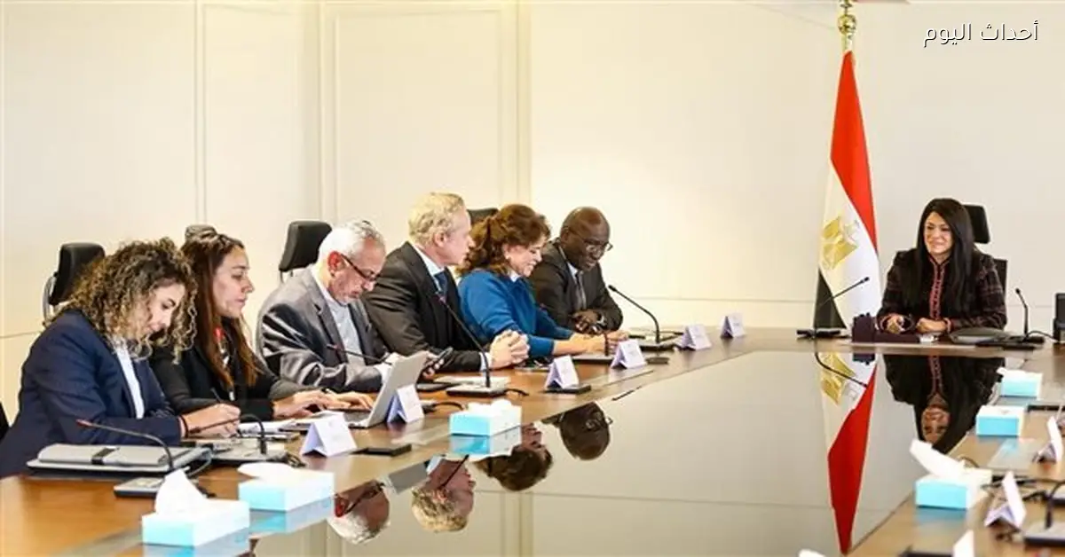 وزيرة التخطيط تناقش تمويل مشروعات تحلية المياه مع القطاع الخاص