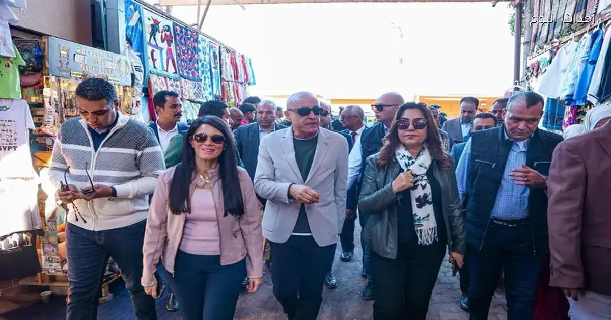 وزيرة التخطيط والتنمية المحلية ومحافظ الأقصر يتفقدون تطوير كورنيش إسنا
