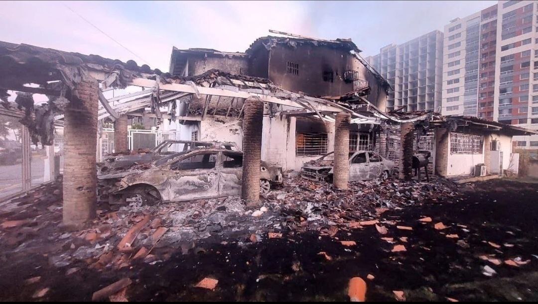 آثار الضربات الأمريكية على المقر الأخير لمادورو قبل اختطافه 