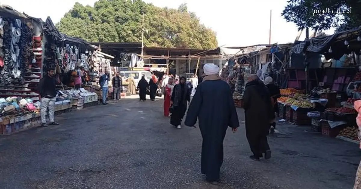 نائب قنا يطلق حملة إشغالات على المحال التجارية