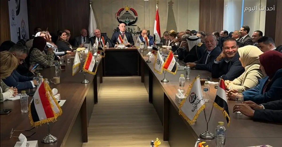 أعضاء الهيئة البرلمانية لحزب الجبهة الوطنية يجتمعون لأول مرة