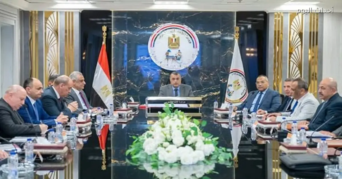 محمد صلاح يؤكد دور شركات الإنتاج الحربي في دعم الاقتصاد الوطني