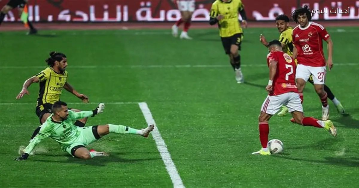 إبراهيم فايق يعبر عن استيائه من إيقاف مباراة الأهلي بسبب شرب المياه في الأجواء الشتوية