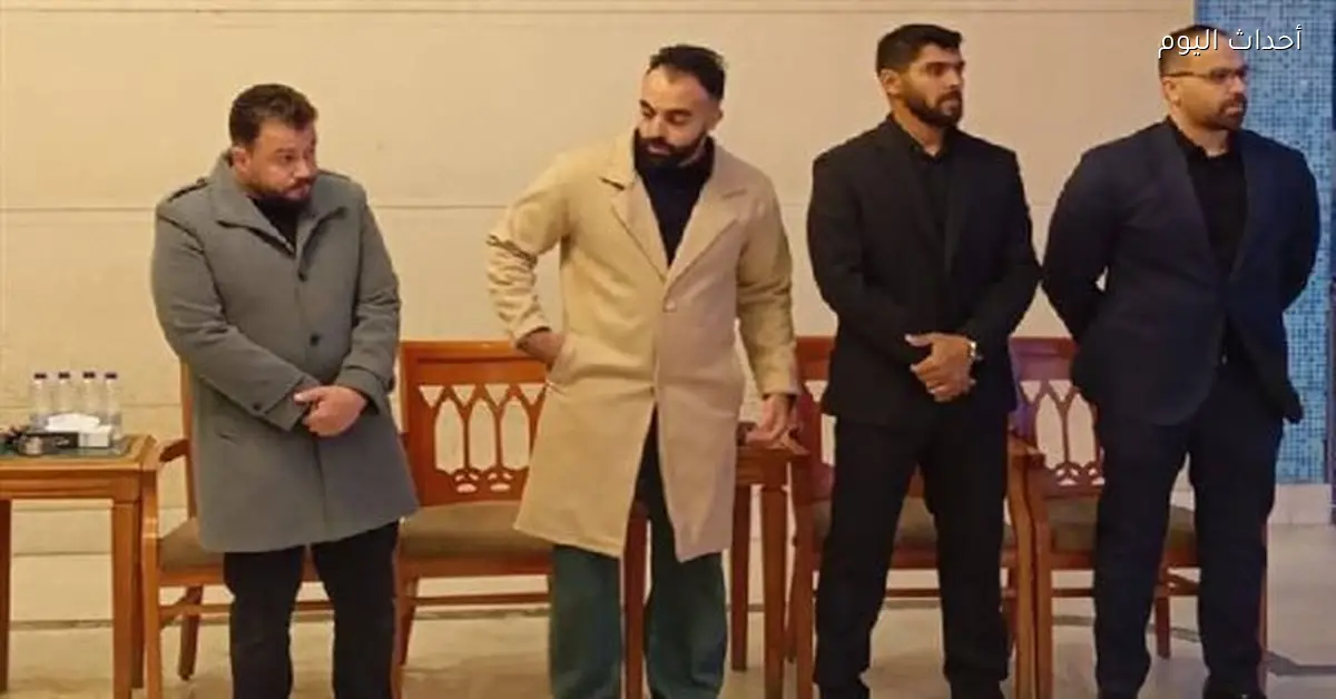 شادي حسين يستقبل عزاء والده في مسجد الشرطة