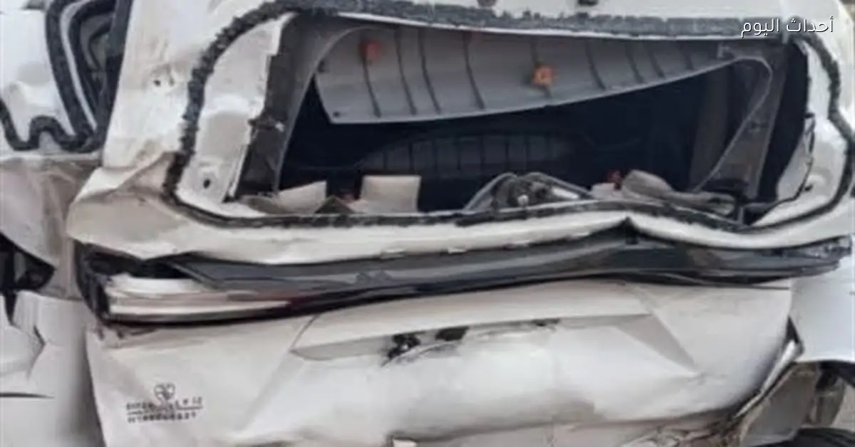 إصابة 4 في تصادم سيارة ملاكي ونقل بطريق القاهرة السويس