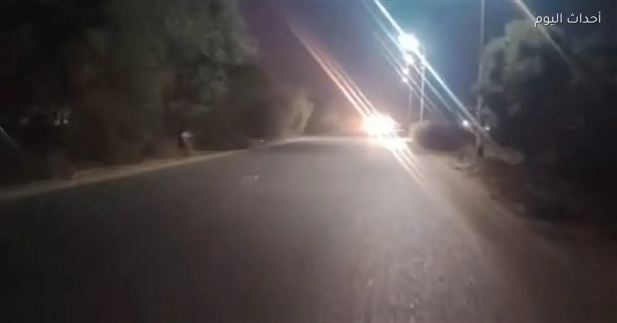 إنارة طريق كمين دندرة بجهود مجتمعية في قنا