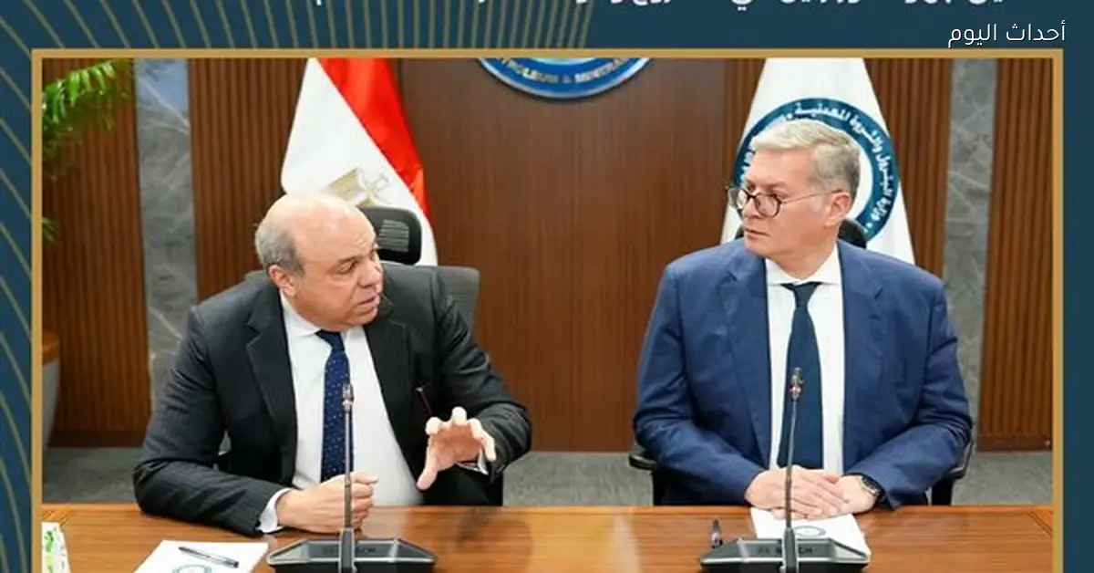 اجتماع بين وزيري البترول والطيران حول وقود الطائرات المستدام