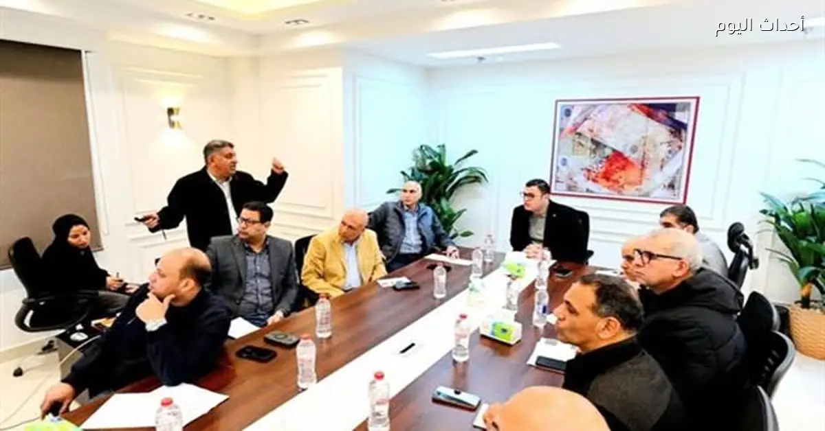 اجتماع لوزير الإسكان في مدينة حدائق أكتوبر