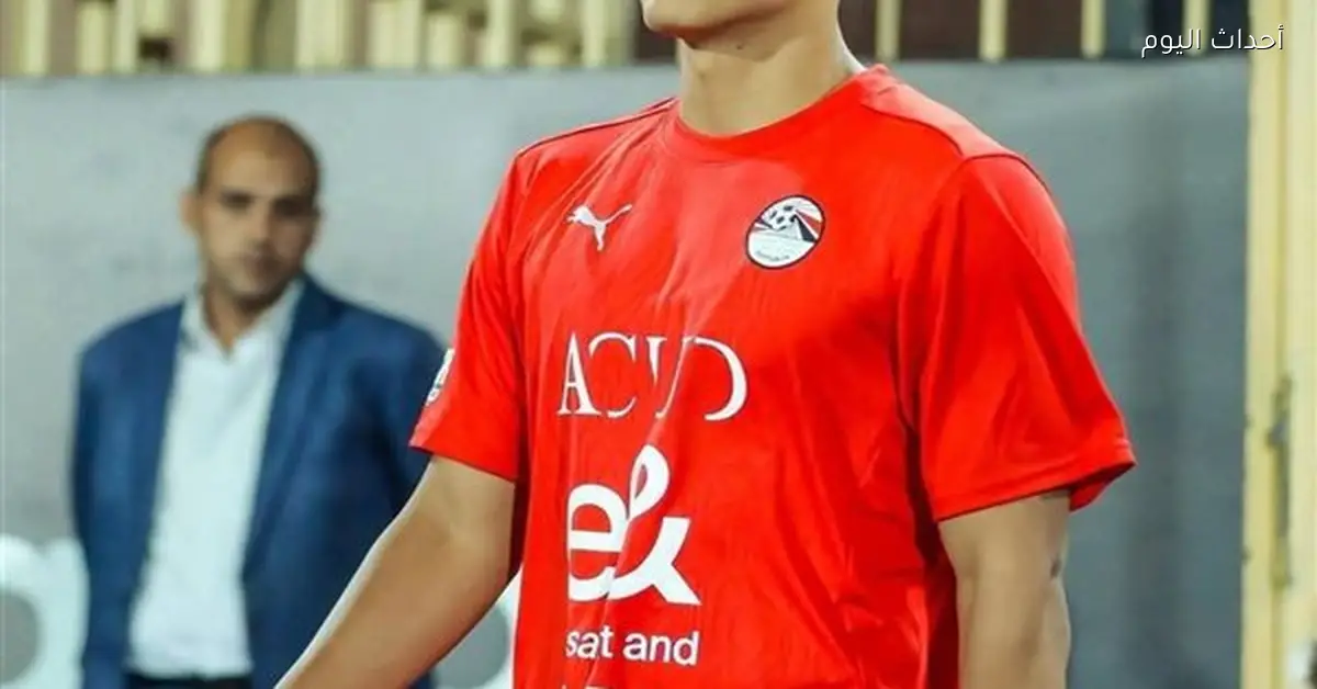 الأهلي يوقع مع عمرو الجزار رسمياً