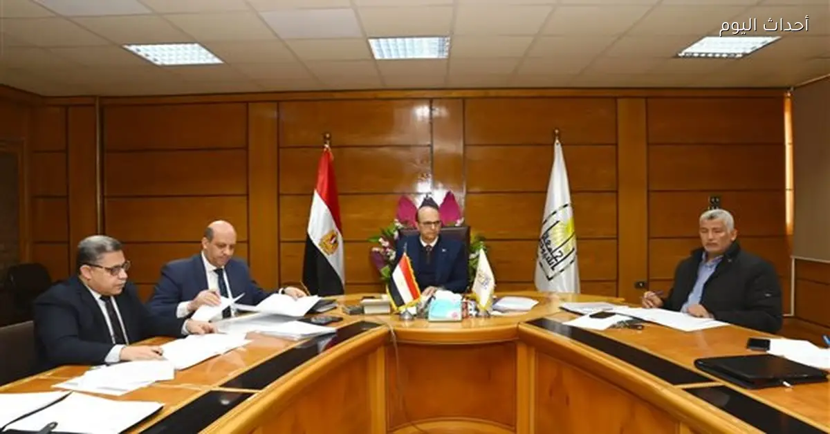 المنشاوي يقدم مقترح خطة استثمارية لجامعة أسيوط 2026/2027