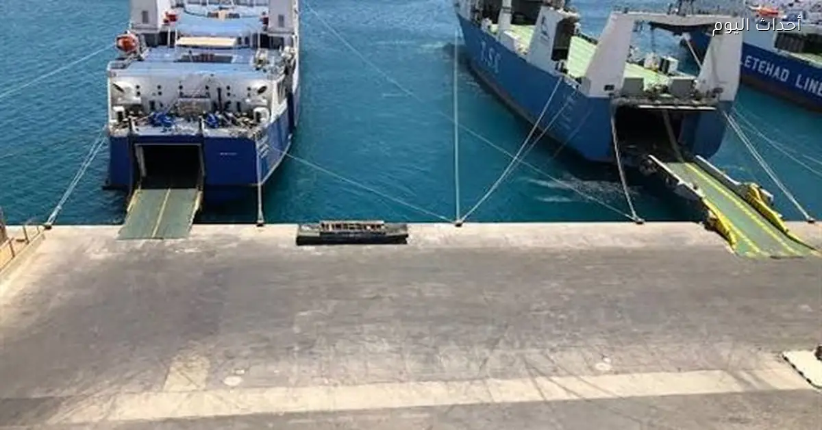 تداول 20 ألف طن و900 شاحنة بضائع في موانئ البحر الأحمر