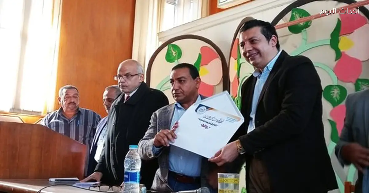 تكريم محاضرين وأساتذة جامعات في الشرقية