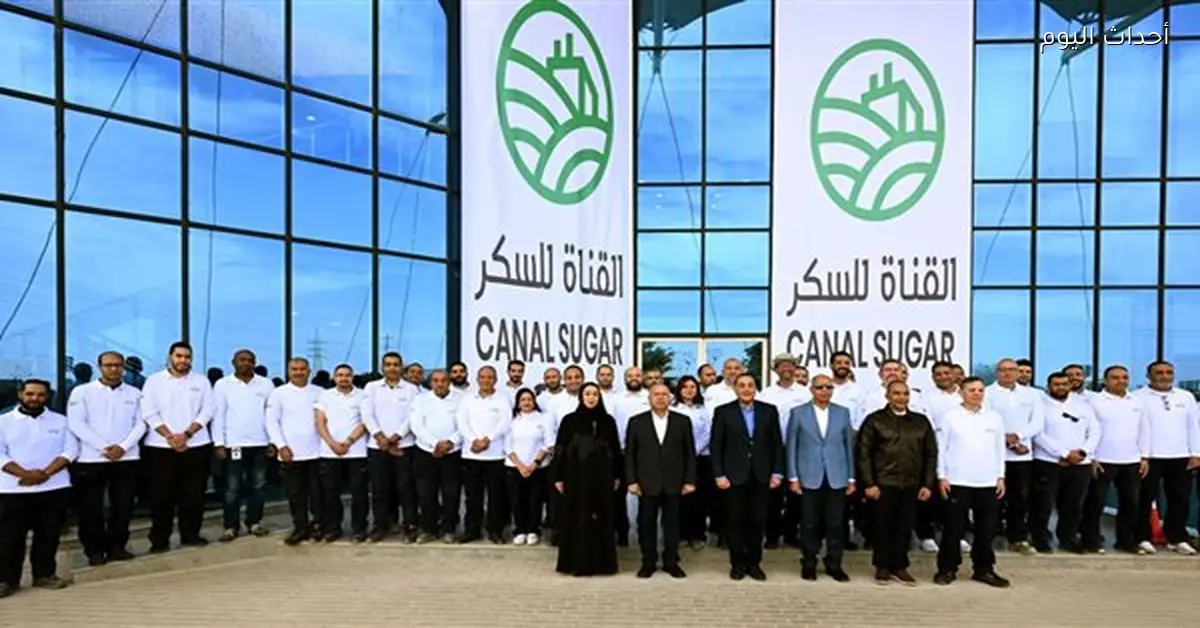 رئيس الوزراء يزور مصنع شركة القناة للسكر في ملوي