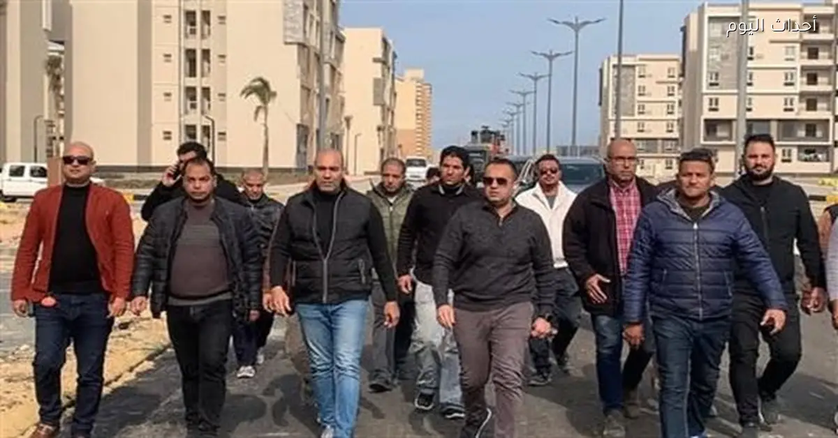 رئيس جهاز العلمين الجديدة يتفقد مشروعات الإسكان والطرق