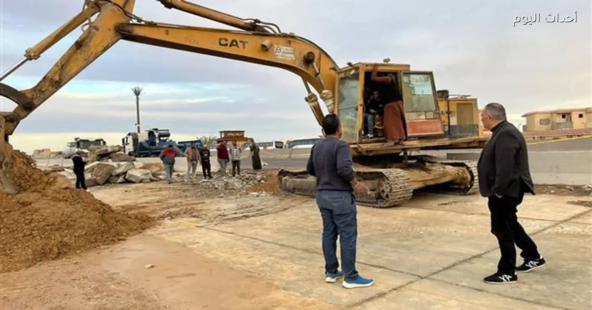 رئيس مياه القناة يزور صيانة خط طرد مياه السماد في السويس