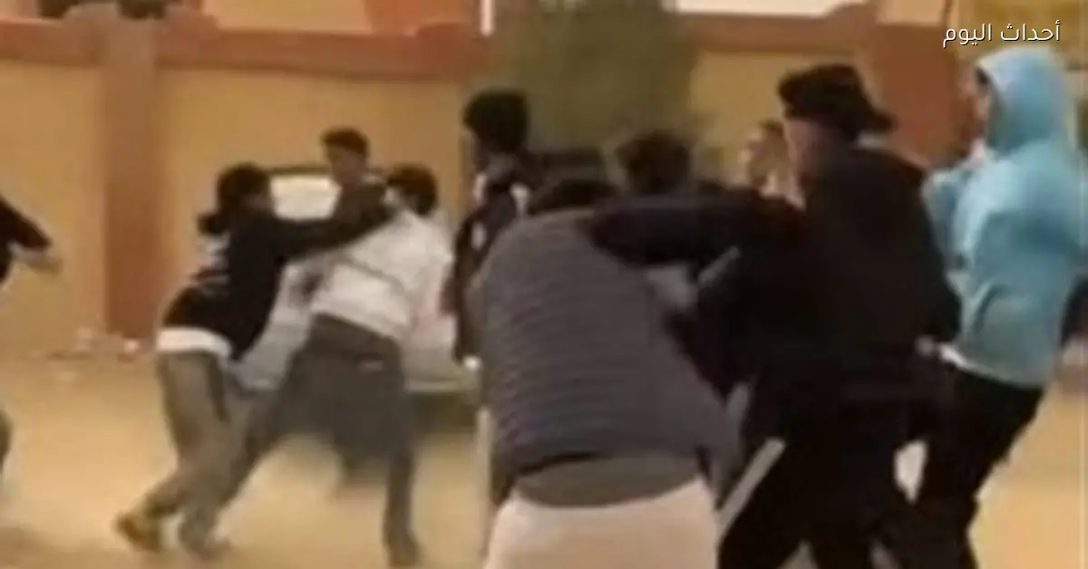 شجار بين طلاب أمام مدرسة لغات في الجيزة باستخدام أدوات حادة