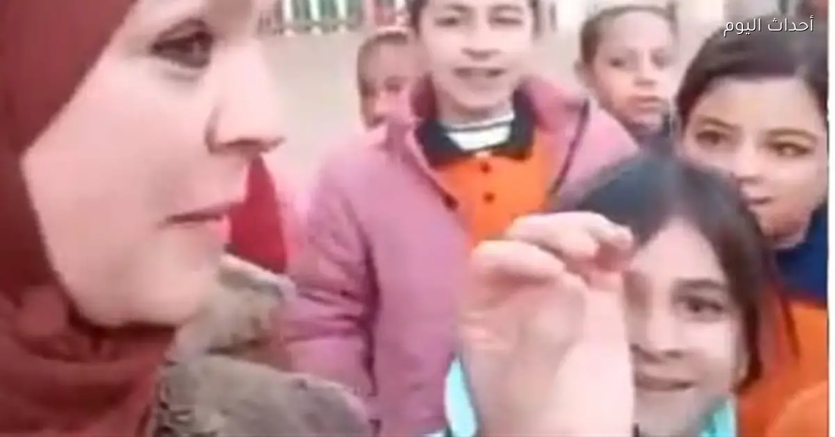 صلاة وأذكار الصباح مع المعلمة والطلاب تفرح الناس على السوشيال ميديا