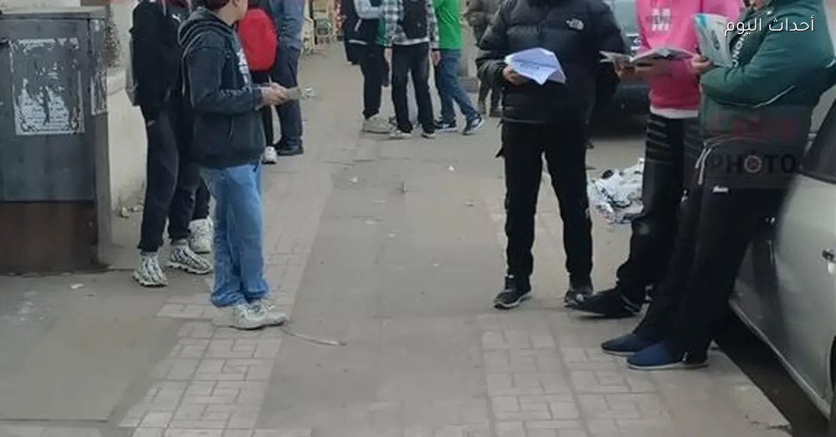 طلاب الشهادة الإعدادية في القاهرة بيستعدوا للغة العربية والتربية الدينية لحد آخر لحظة