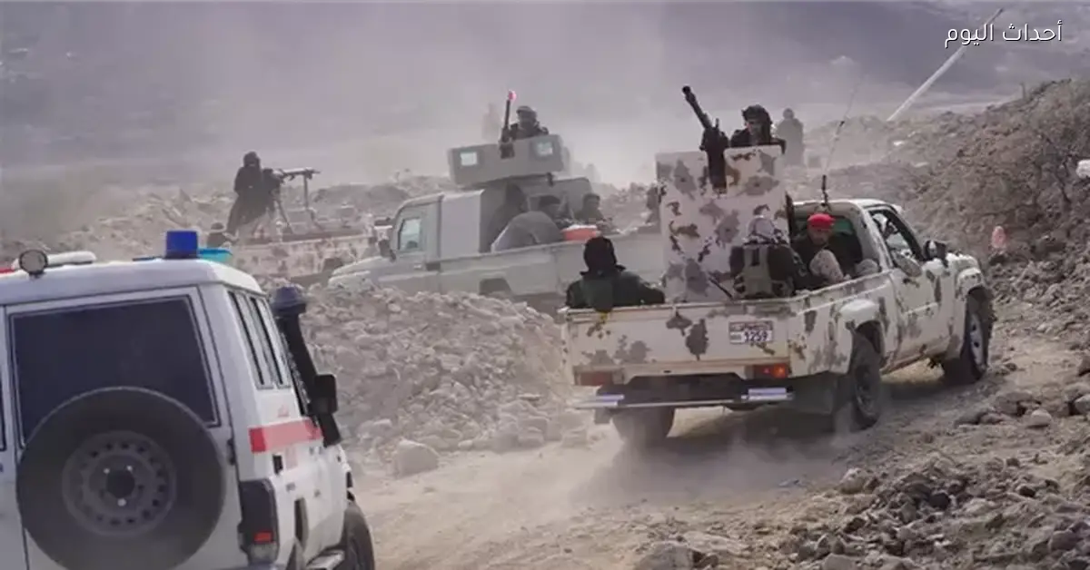 قوات الانتقالي تسلم معسكرات في حضرموت لدرع الوطن