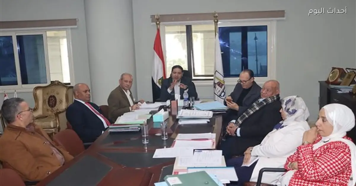 لجنة في بني سويف لاختيار مرشحين لوظائف الإدارة الإشرافية