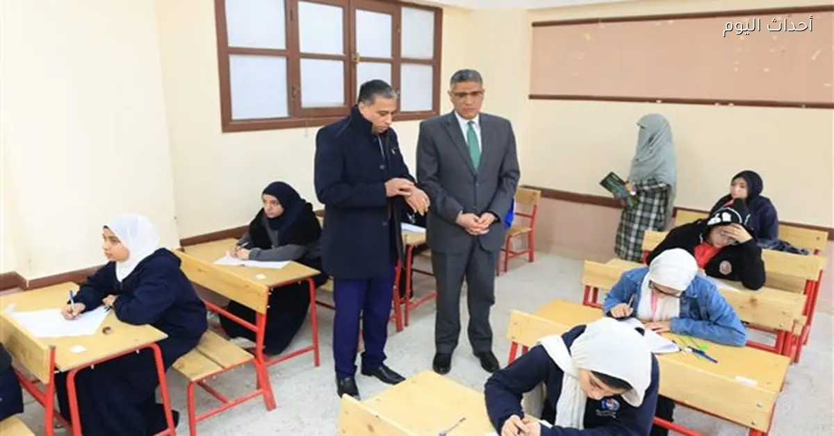 محافظ الجيزة يزور مدارس حي الهرم لمتابعة امتحانات الإعدادية