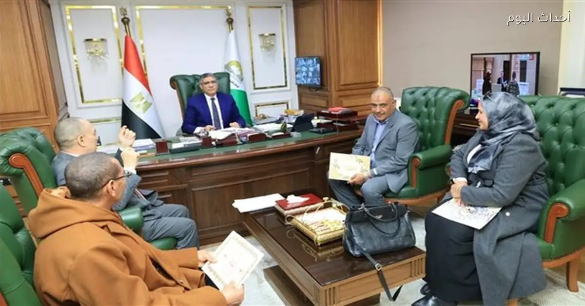 محافظ الجيزة يكرم المتميزين في إدارة الحملة