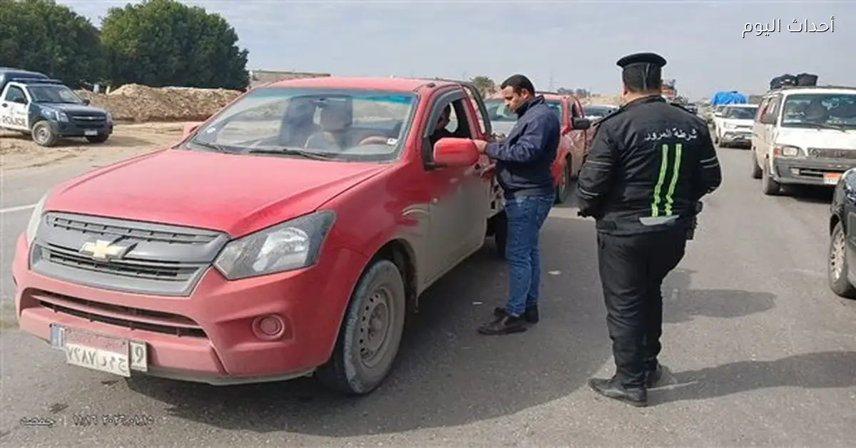 محافظ الدقهلية يراقب حملة للكشف عن المخدرات والمخالفات المرورية