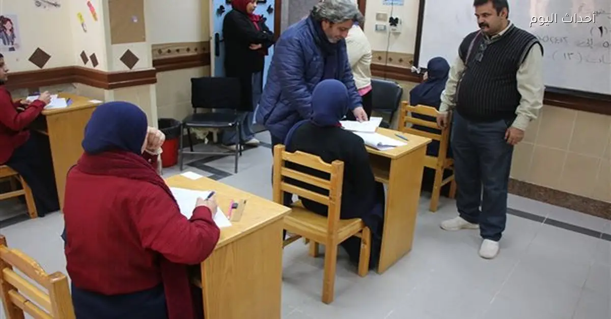 محافظ بني سويف يتابع امتحانات طلاب المعهد الفني للتمريض