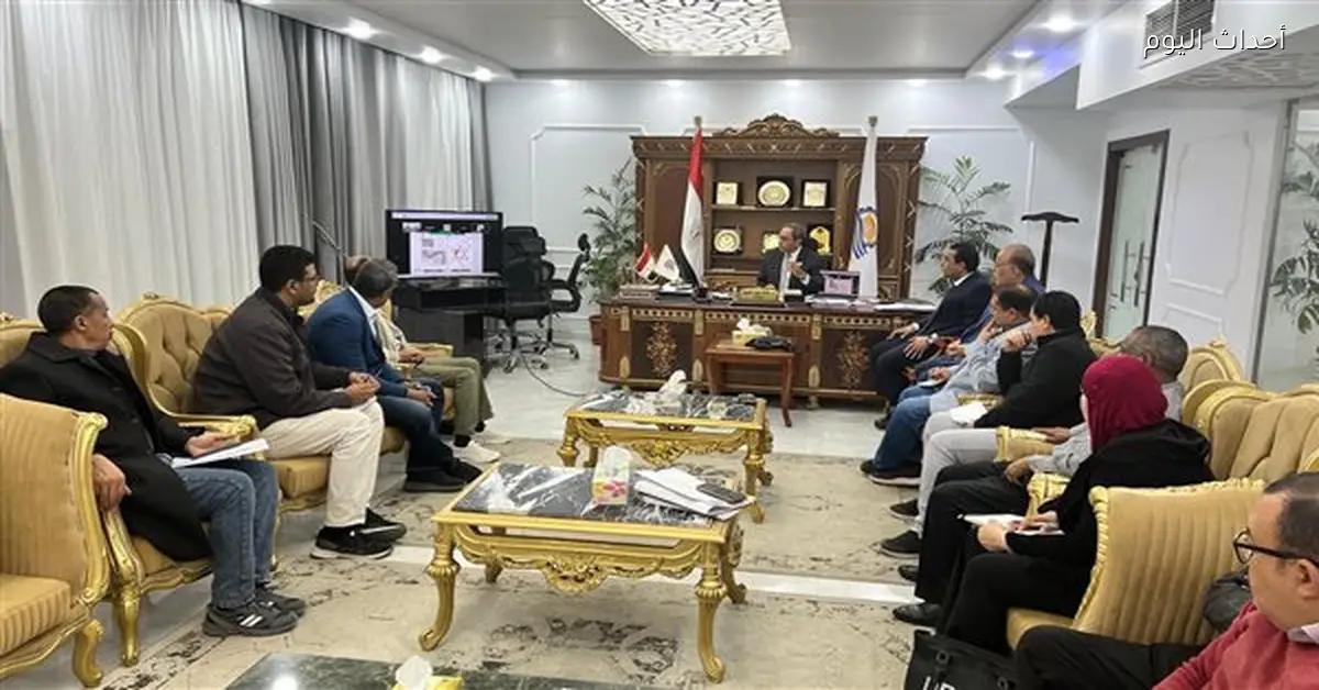 محافظ قنا يعلن تخصيص 18.5 مليون جنيه لتغطية ترعة الخطارة