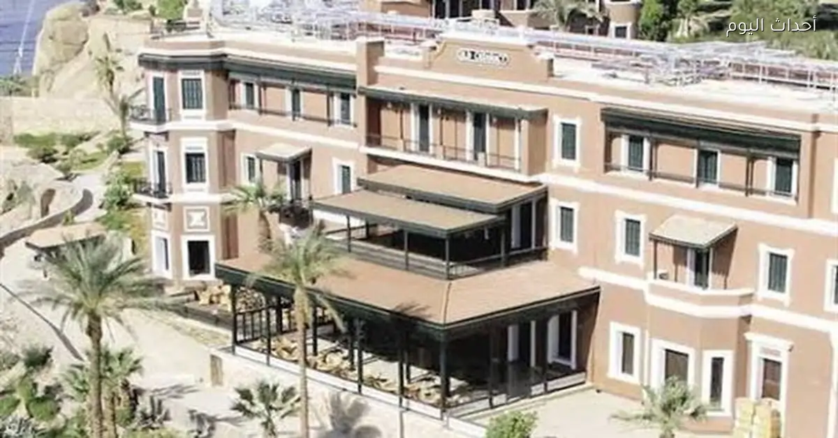 مسؤولو الفنادق: لا قيود على حجز المصريات غرف سنجل