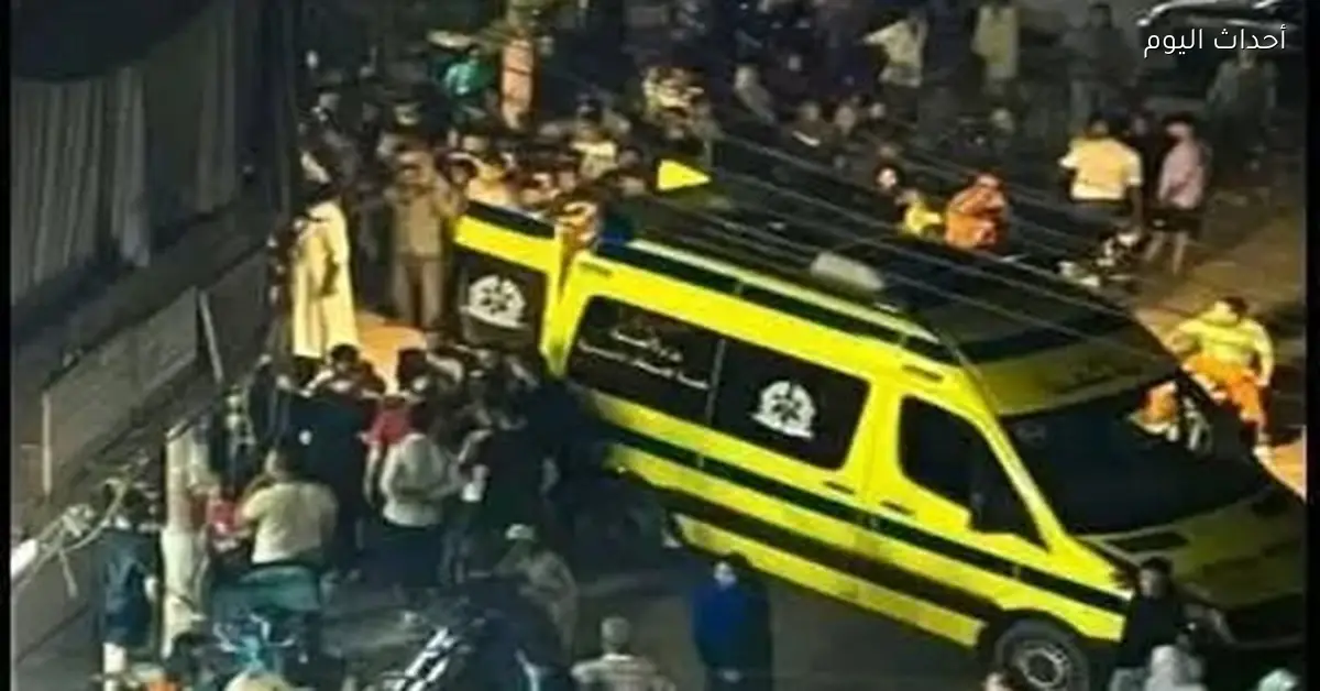 مصرع شخص في انقلاب سيارة ربع نقل بالطريق الصحراوي