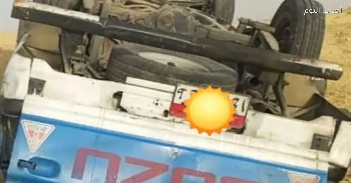 مصرع شخص في انقلاب سيارة نصف نقل بالسويس