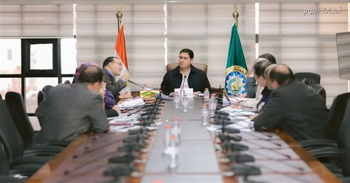 نائب محافظ الدقهلية يناقش لائحة المنطقة الصناعية بجمصة